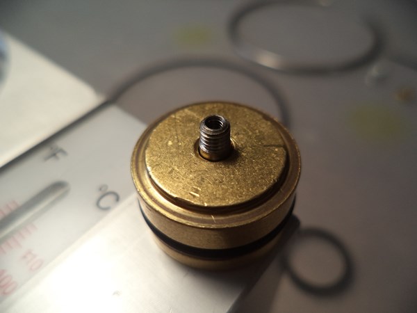 Shaft detail - needle end