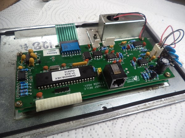 The stacked design of the front panel