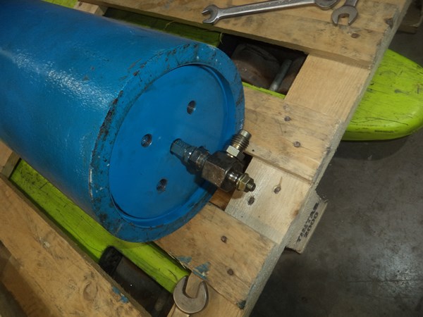 Then you can mount the T piece and orient it in a convenient position