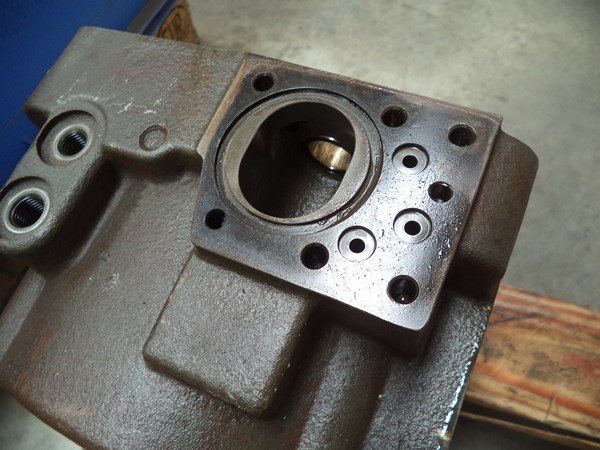 The base plate will need to have all of these o-ring grooves