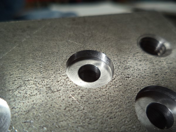 Check out the finish on these DIY o-ring grooves!