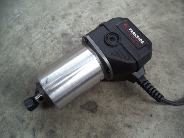 I picked up this hand-held router kit for 50 eur at Lidl
