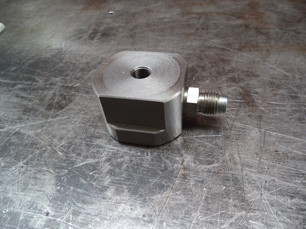DIY base plate for testing pressure sensors