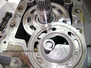 Danfoss Series 90 Pump With Missing Barrel Bronze Layer