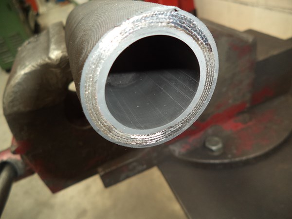 The hose looks perfectly fine both externally and internally 