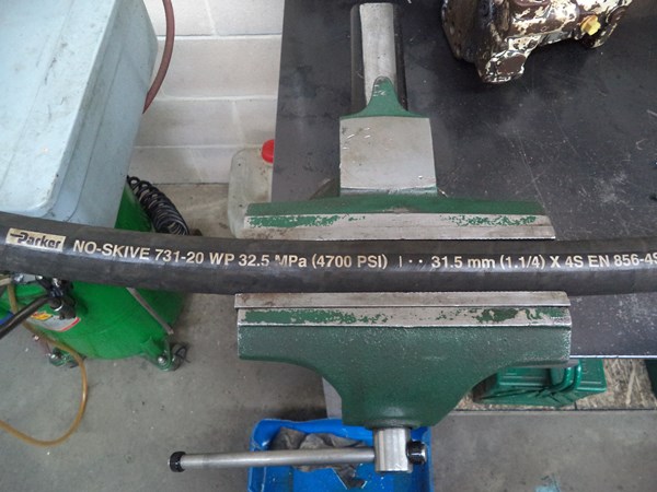 Parker 731-20 EN-856-4SH hydraulic hose