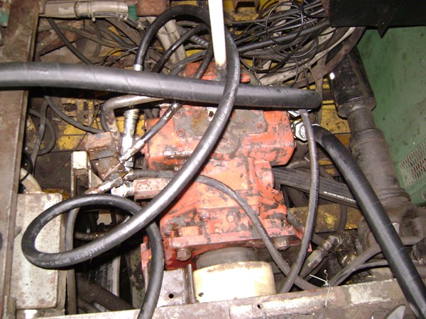 Closed-loop pump test with added controlled flushing