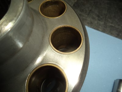 Worn out cylinder block sleeves