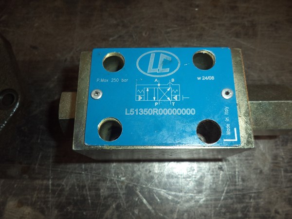 NG06 reciprocating valve