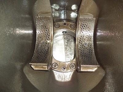 Swash-plate bearing liners