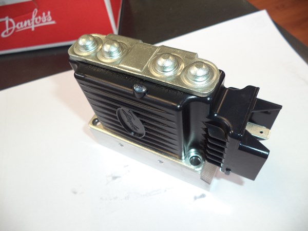 Danfoss PVEH series 7 electro-hydraulic actuator part number 11166824