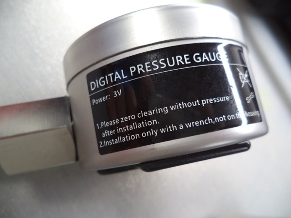 Label on the side of the gauge - no model number