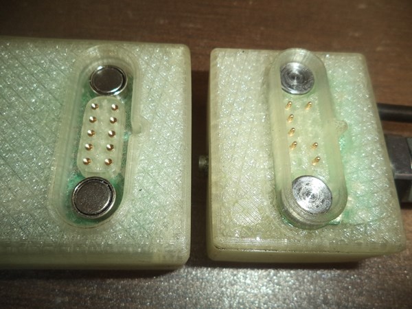 Custom-built magnetic connector